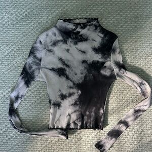 Black and White Tie-Dye Women's Top